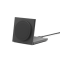 Chargeur Native Union Rise noir ouvert, avec surface magnétique et câble USB-C.